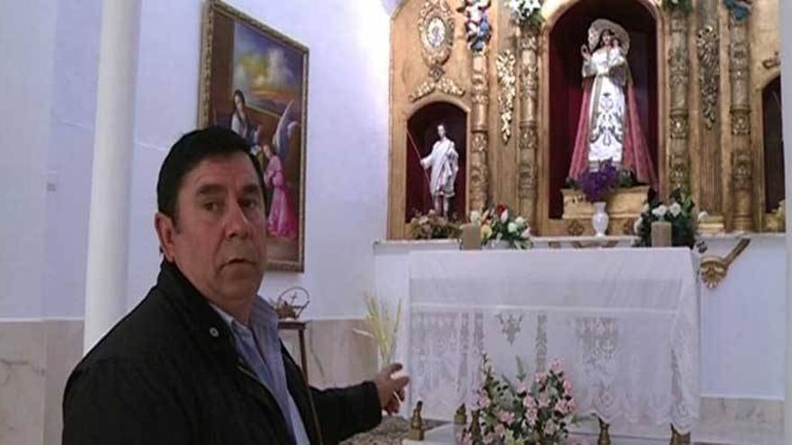 Roban en la ermita de Nuestra Señora de Perales de Arroyo de San Serván