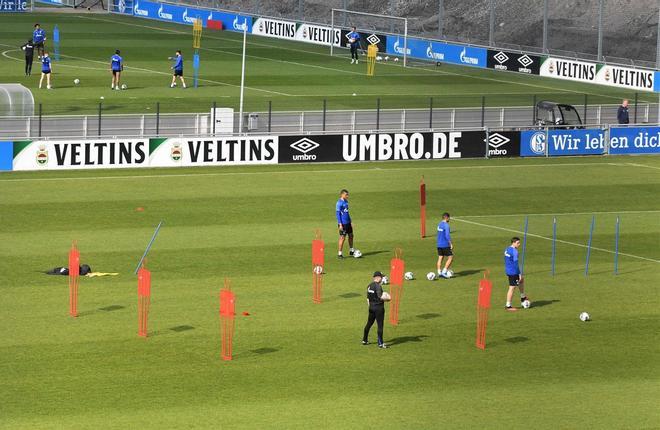 El Schalke 04 vuelve a los entrenamientos entre medidas de seguridad