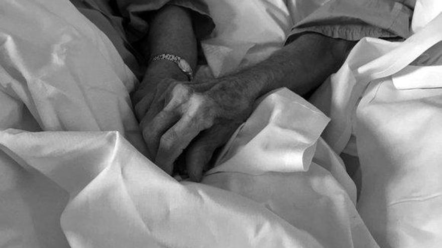 El coronavirus no separa a una pareja de ancianos hospitalizados en Murcia
