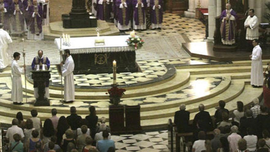 La misa funeral por las víctimas mortales