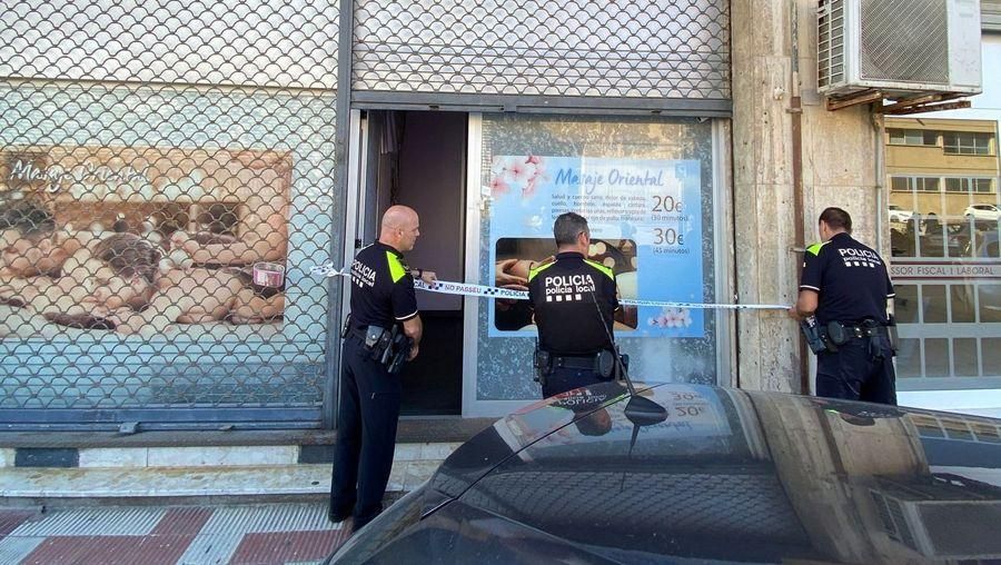 Alliberen una dona retinguda i lligada amb brides durant un robatori violent a Blanes