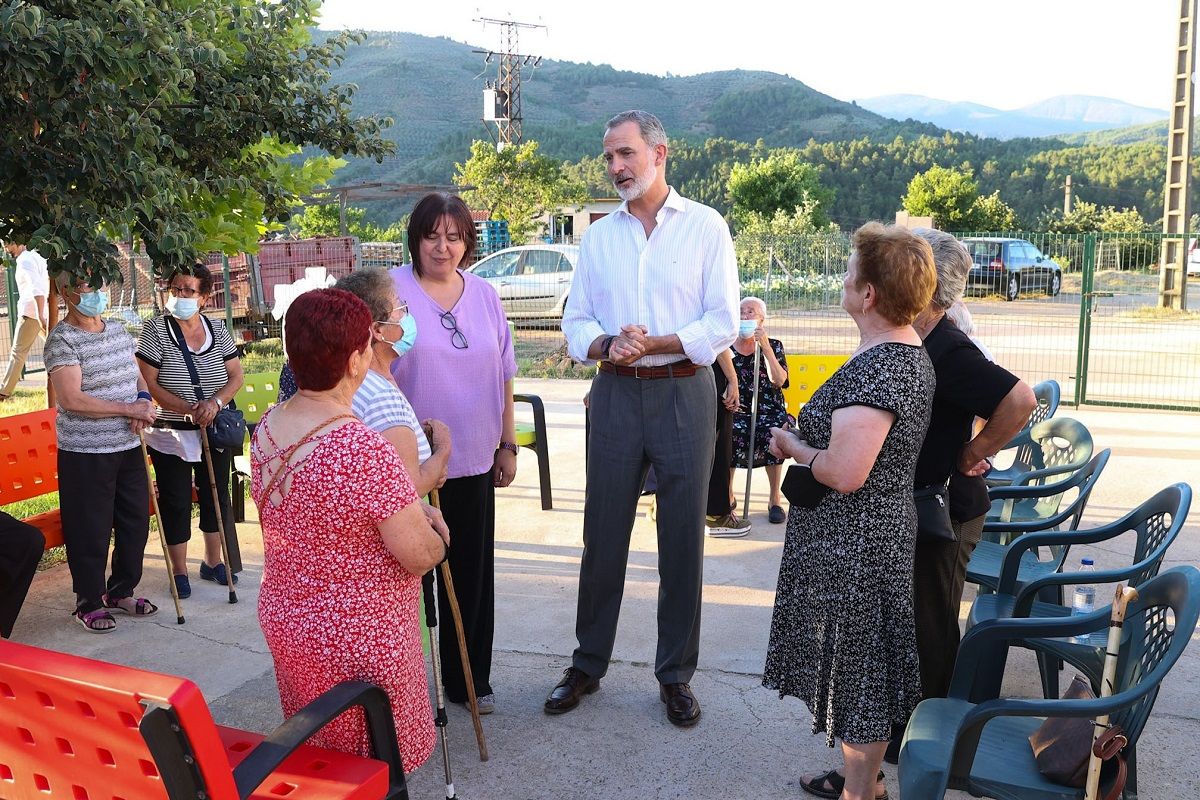 Visita del Rey Felipe VI a Vegas de Coria y Azabal en Extremadura