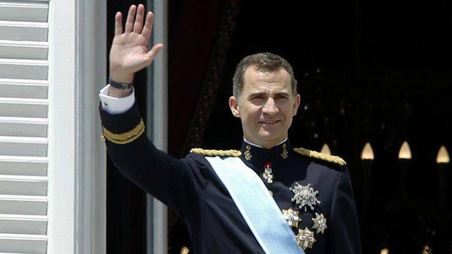 El rey Felipe VI presidirá este viernes su primer Consejo de Ministros