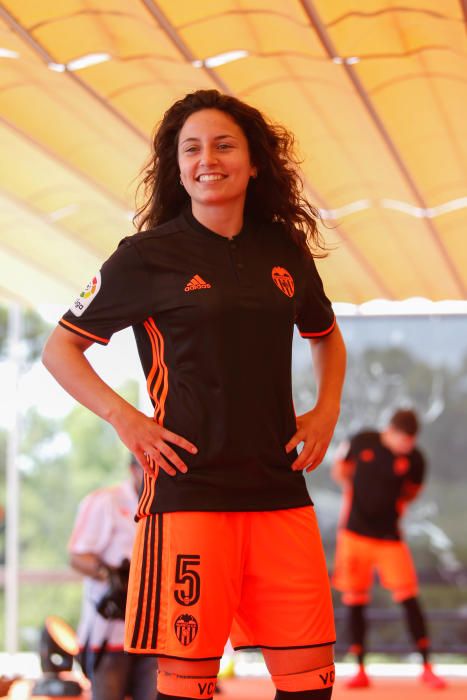 Las nuevas camisetas del Valencia CF 2016/17