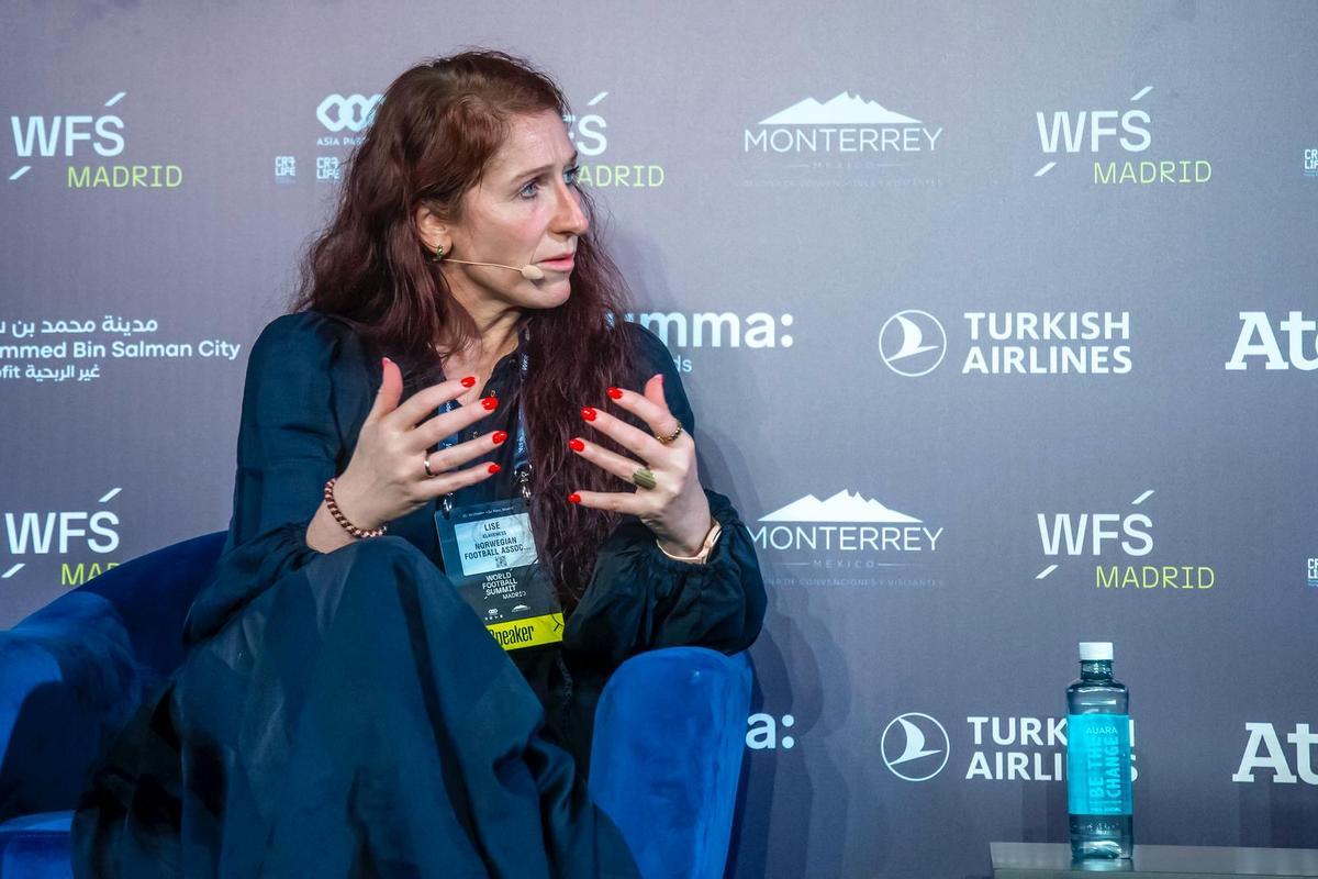 Lise Klaveness, presidenta de la Federación Noruega de Fútbol y miembro del Miembro del Comité Ejecutivo de la UEFA, durante el World Football Summit.