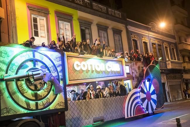 Ambiente Carroza anunciadora del Carnaval 2016 ...