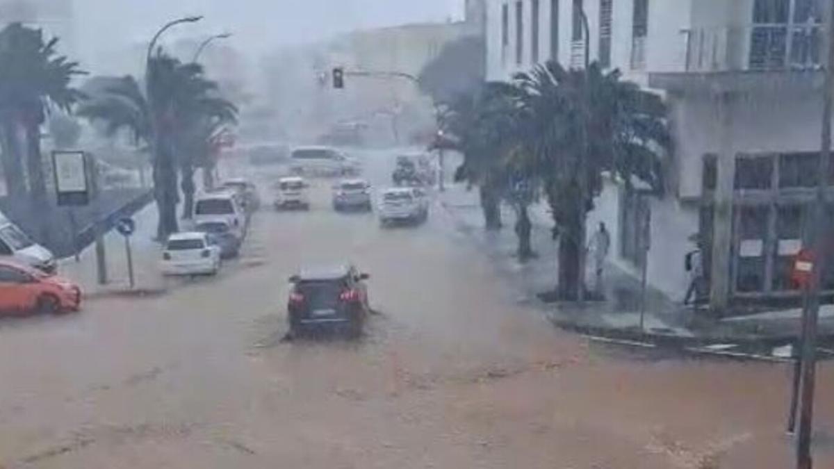 Inundación en Arrecife por la tromba de agua