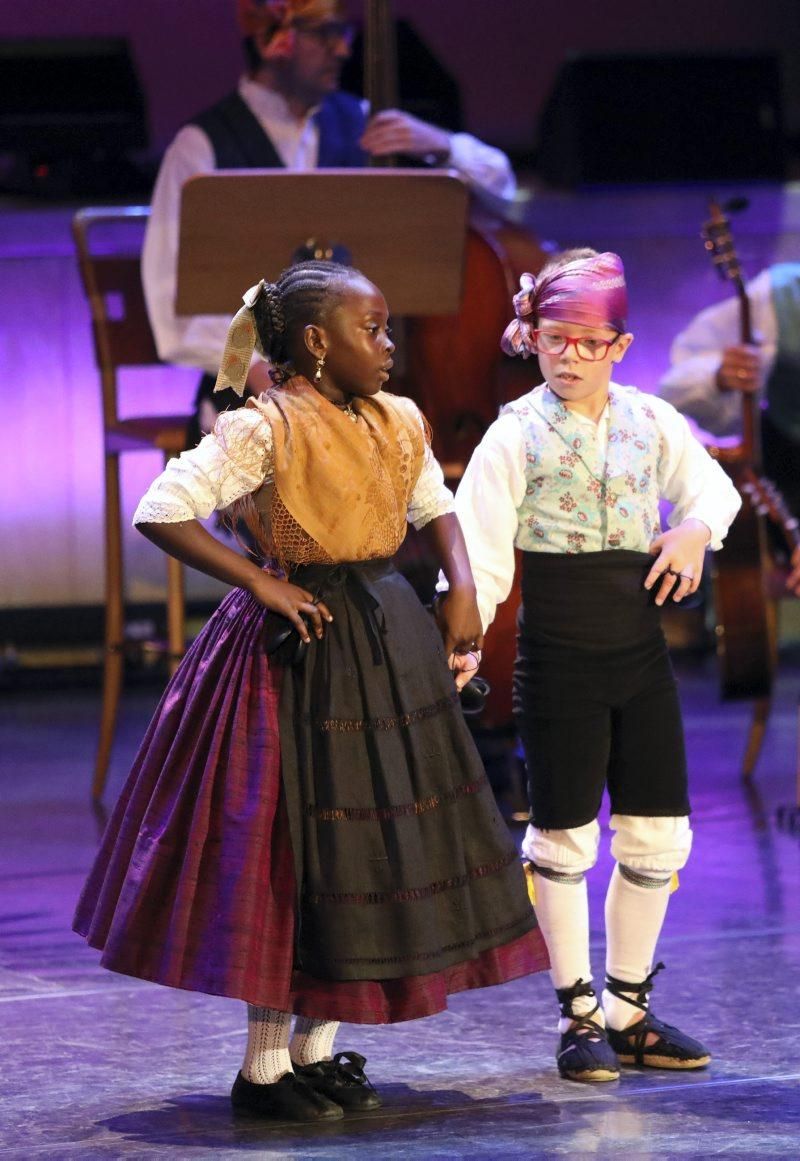 Certamen infantil de jota aragonesa en el Auditorio de Zaragoza