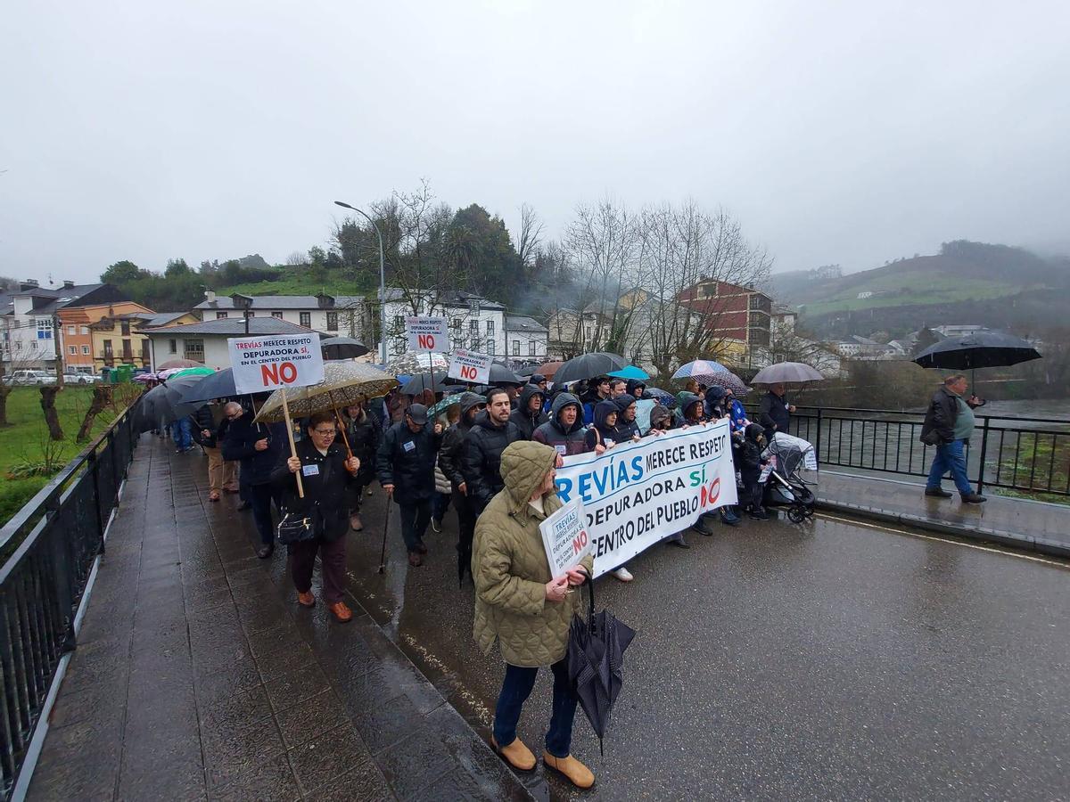 Un momento de la manifestación contra la depuradora celebrada el pasado sábado.