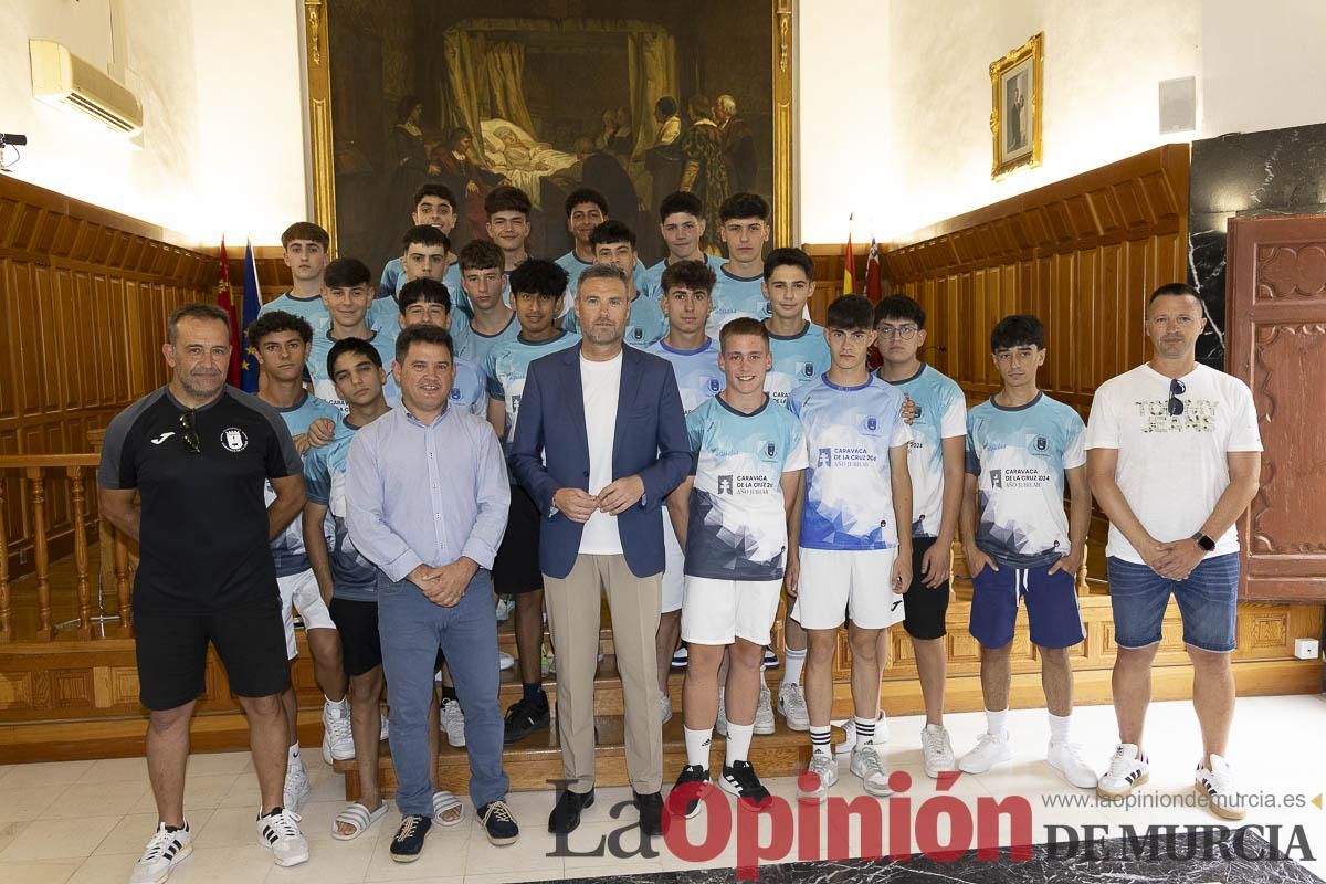 Recepción de los equipos de fútbol de las Escuelas Municipales de Caravaca que han conseguido ascenso