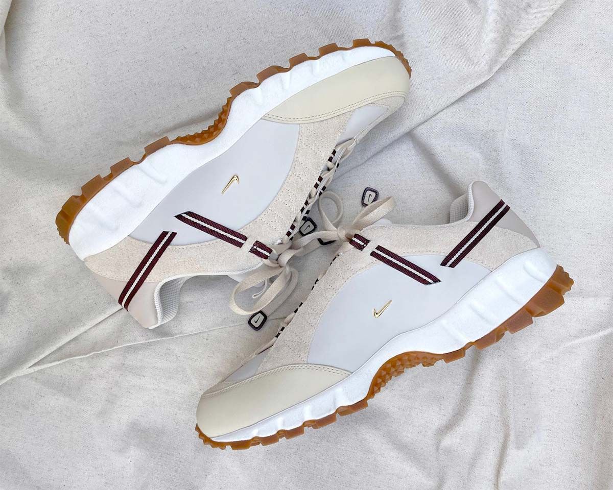 de madera emitir animal Jacquemus y Nike: así es la colaboración de moda que cambia las normas de  la ropa deportiva - Woman