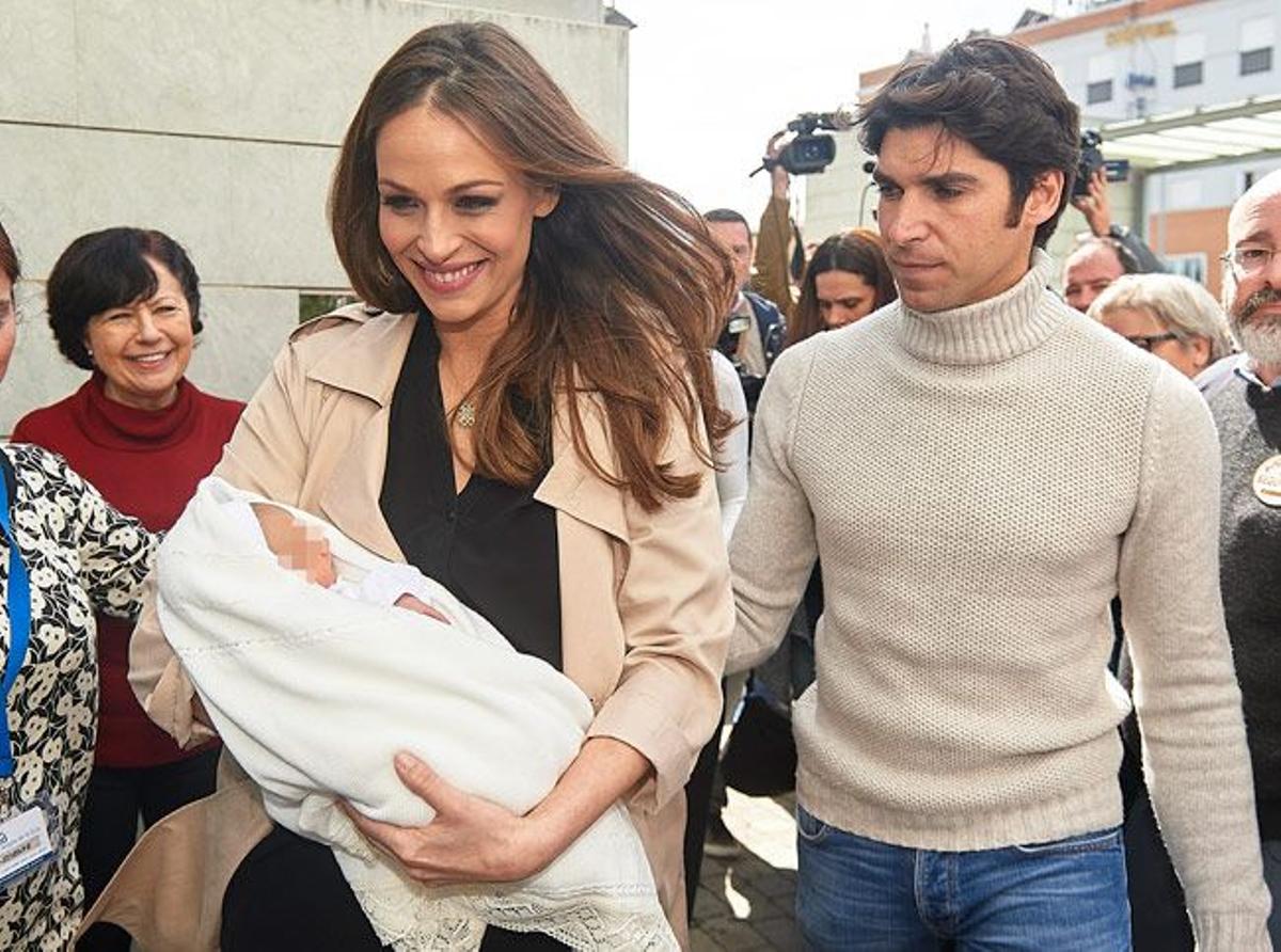 Eva González, Cayetano Rivera y su hijo Cayetano