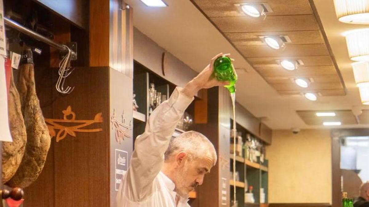 Escanciado en la barra de Ataulfo.