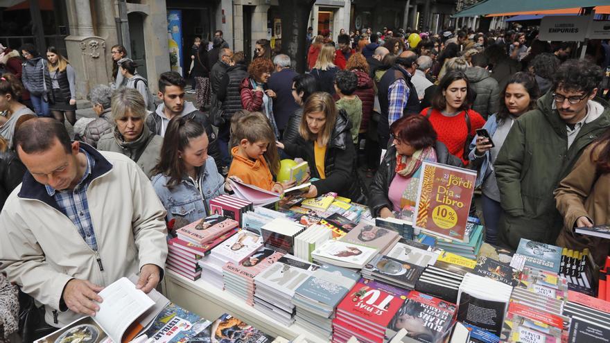 Girona descarta activar un pla alternatiu per Sant Jordi i manté la diada al centre