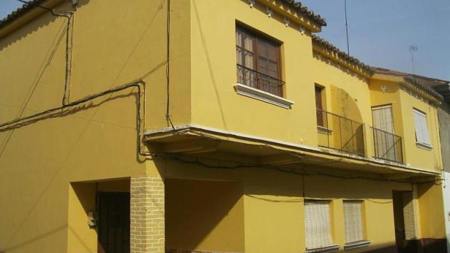 Casas de los maestros de Santibáñez donde se proyecta el museo etnográfico.