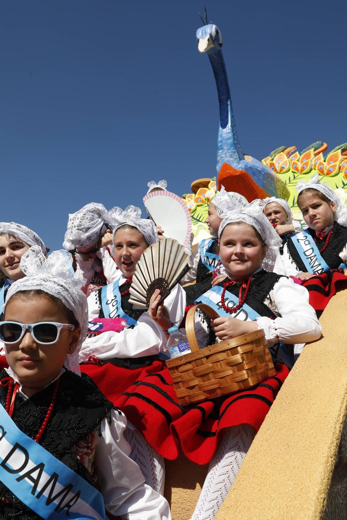 EN IMÁGENES: El desfile de carrozas del lunes de Pascua