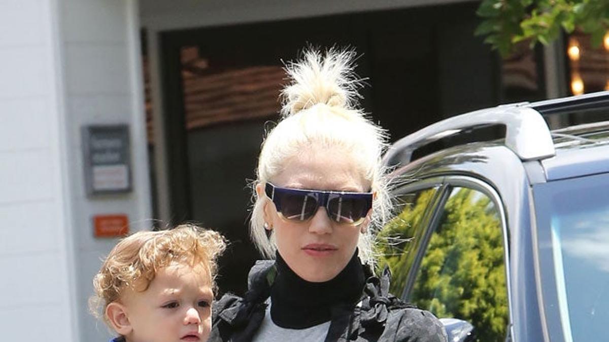 Gwen Stefani pasa un día en familia en el parque