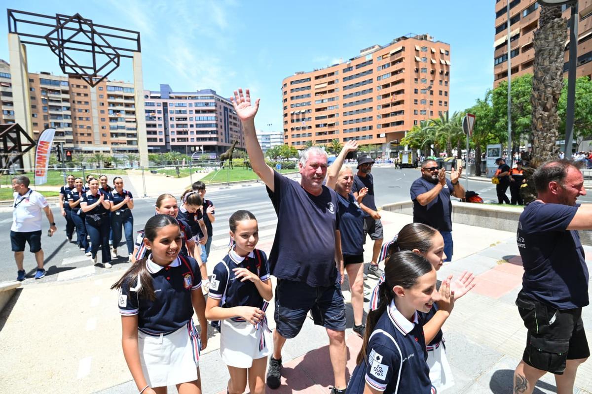 La última mascletà antes del inicio de las Hogueras, en imágenes