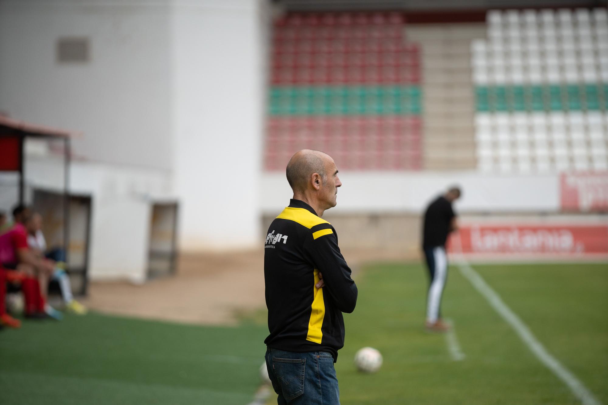 GALERIA | El Moraleja CF levanta la Copa de Los Valles ante Sanabria