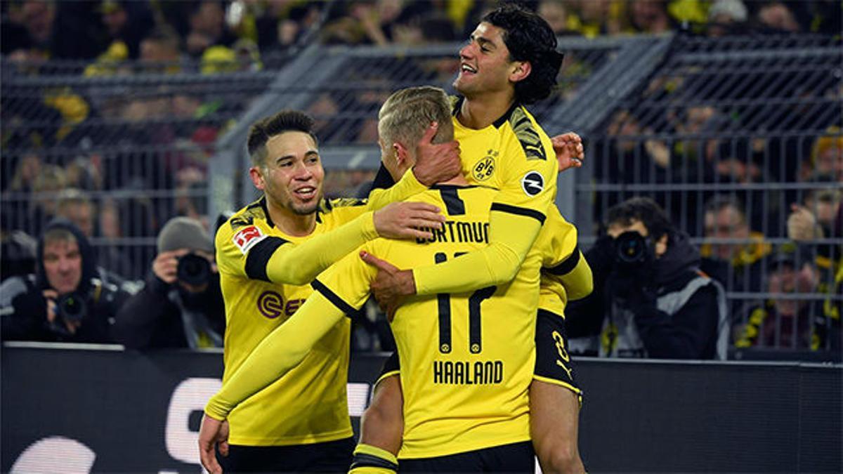 El Dortmund hace los debertes ante el Colonia