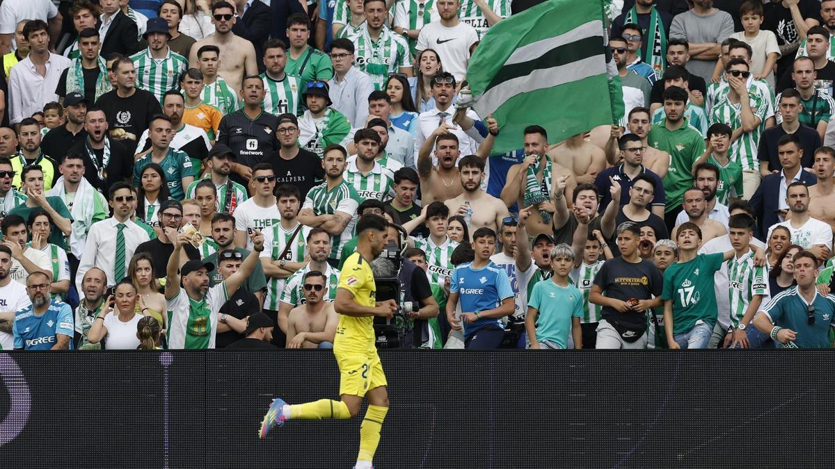 Ayoze Pérez, tras marcar gol.