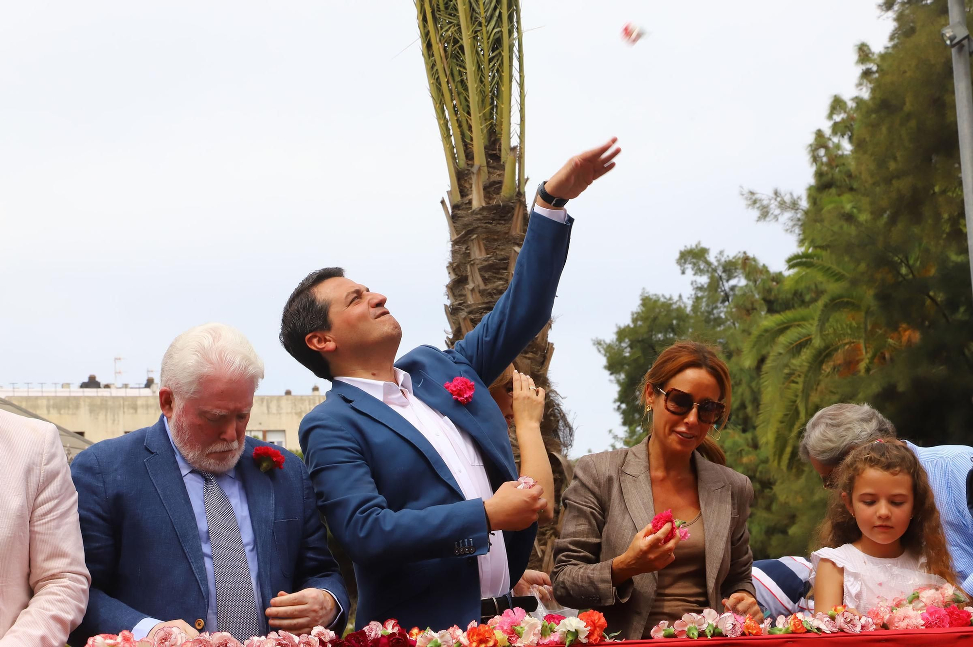 La Batalla de las Flores abre el Mayo festivo en Córdoba con 90.000 claveles