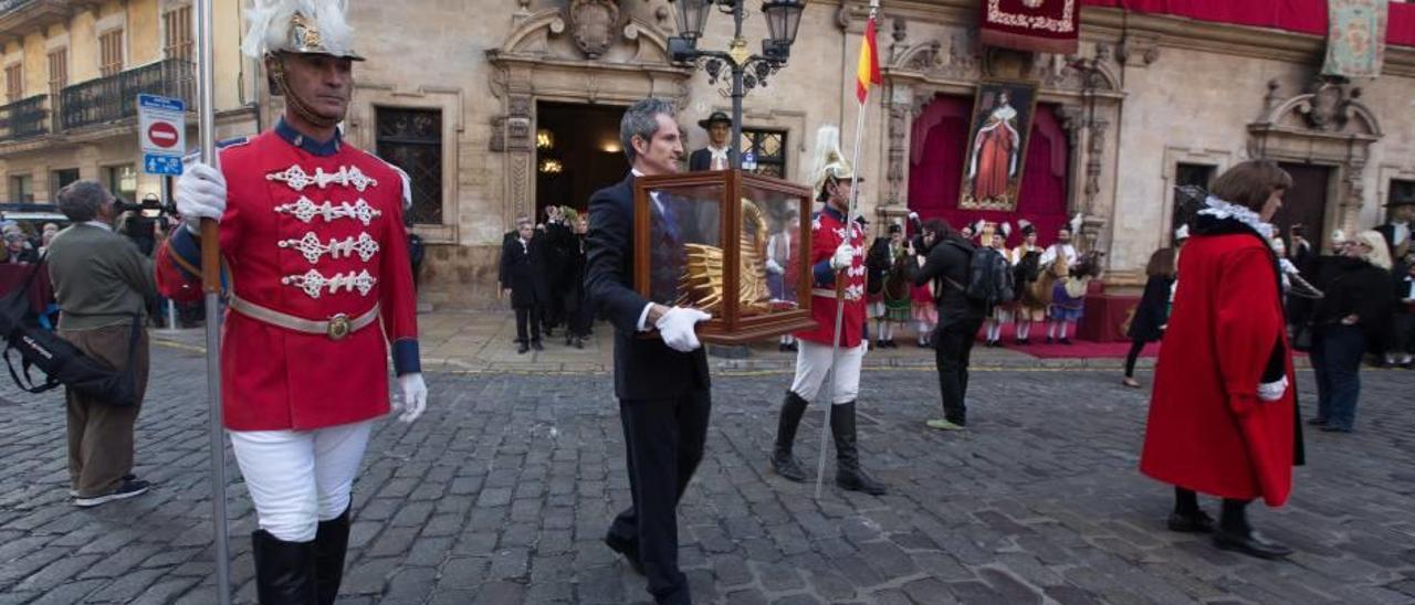 Los agentes municipales vestidos con el traje de gala no acudieron a la pasada Festa de l´Estendard.