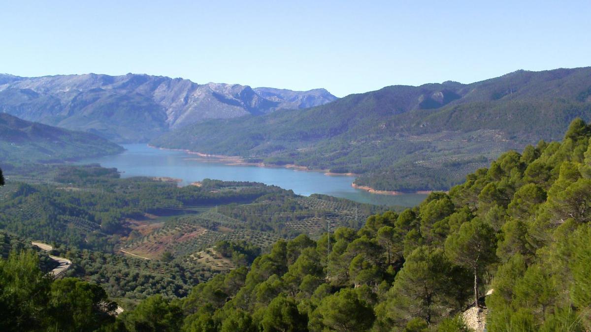 Vista del embalse del Tranco, en Santiago-Pontones