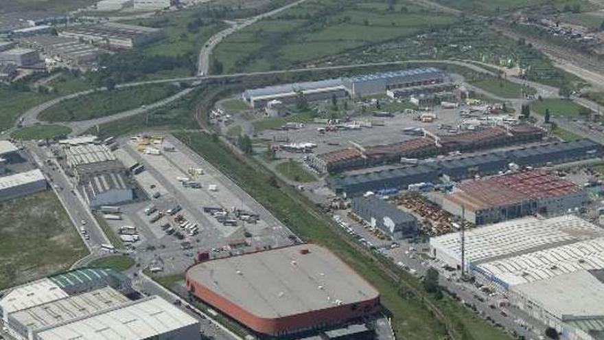 El Centro de Transportes mantendrá sus tarifas congeladas tras otro tira y afloja entre Principado y Ayuntamiento de Gijón