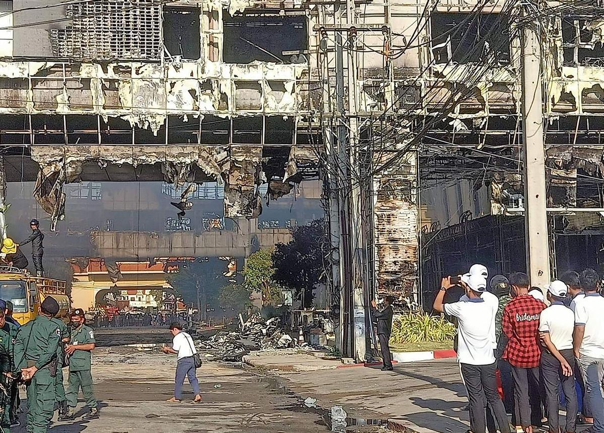 Horror y muerte en un casino de Camboya