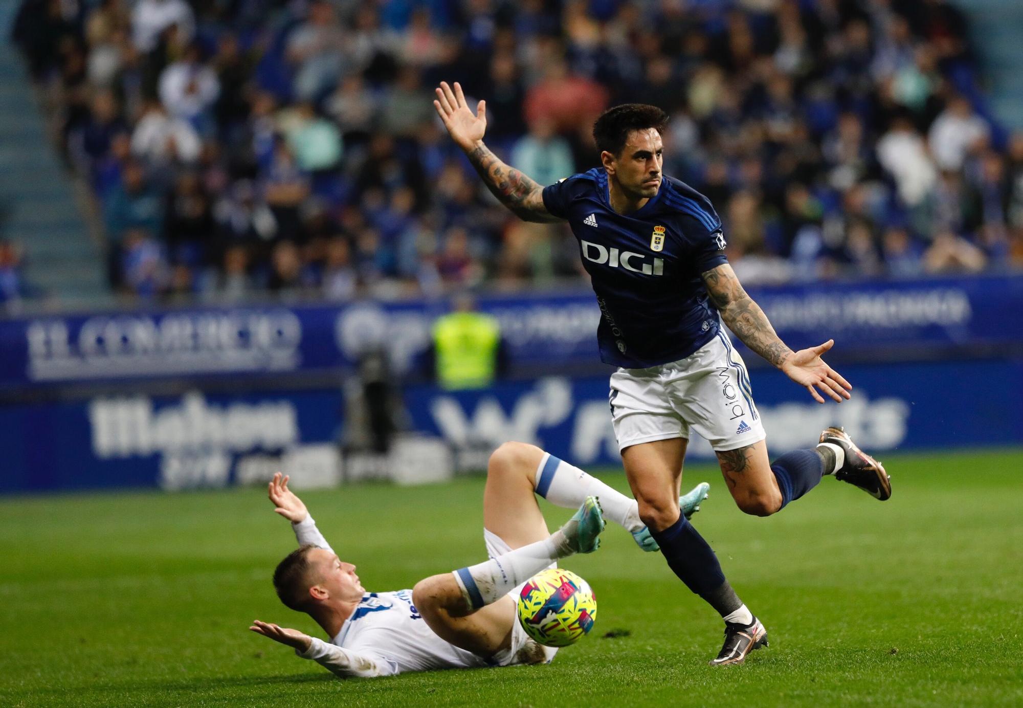 EN IMÁGENES: Así fue el encuentro entre el Real Oviedo y el Tenerife