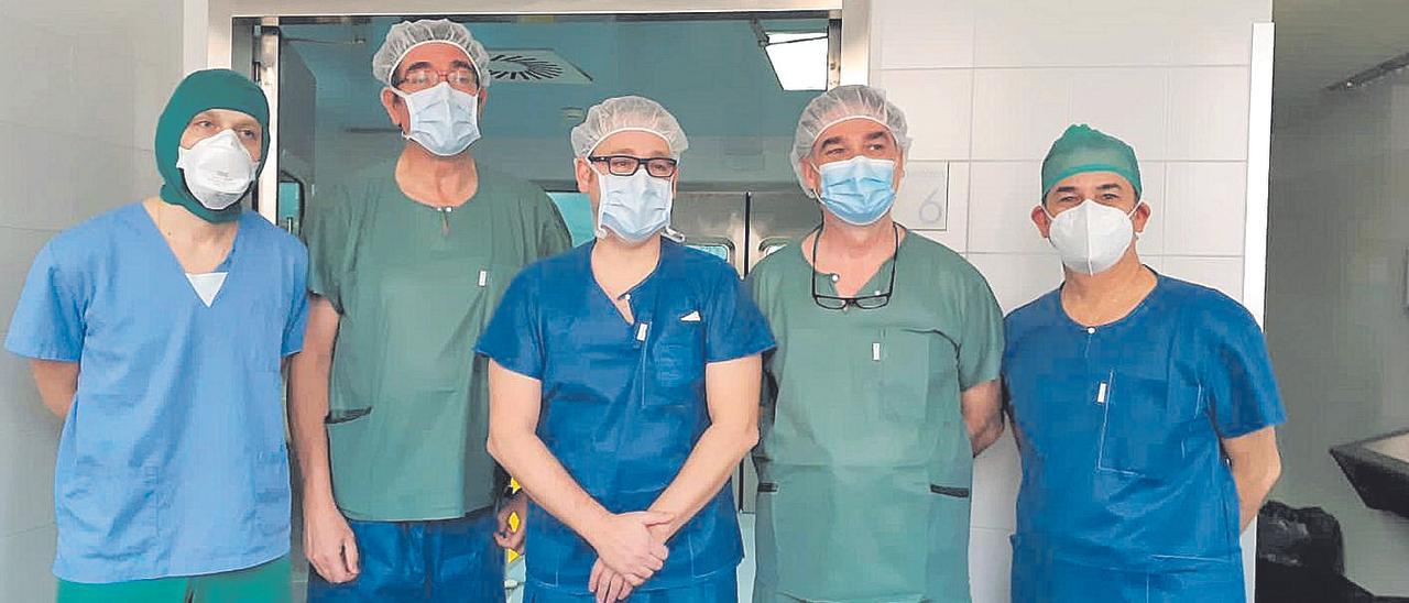 Los doctores Teyrouz, Gutiérrez, Sánchez, Agüero e Hidalgo fueron los cirujanos.