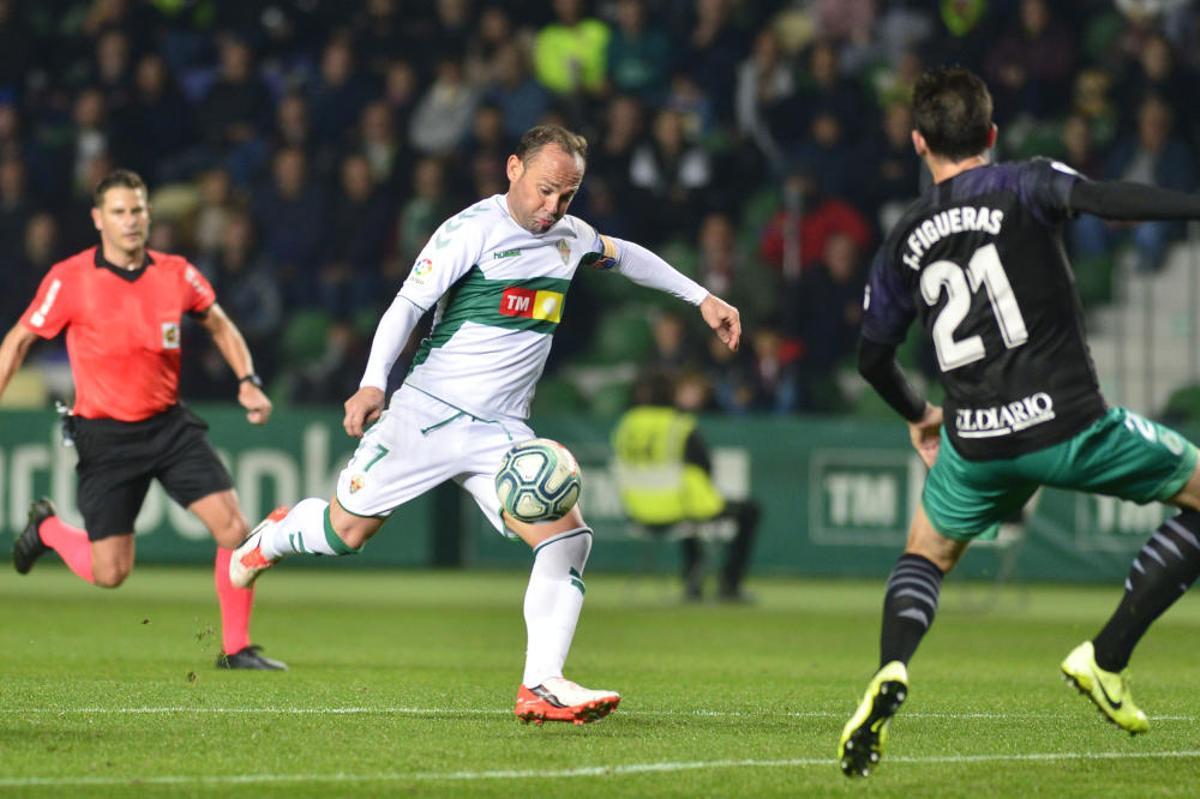 Las mejores fotografías del partido entre el Elche y el Racing de Santander