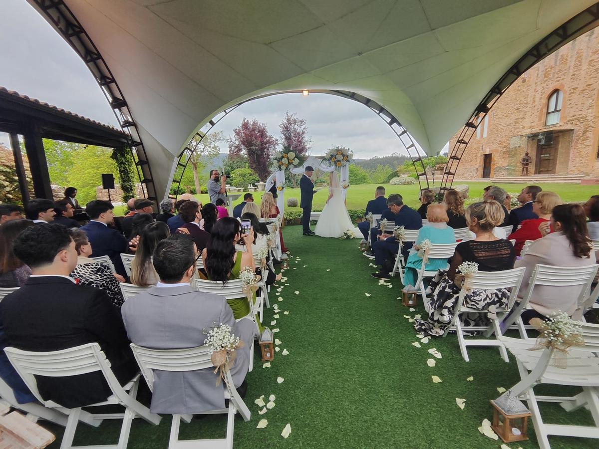 La boda de Alejandro Casal Melendi y Andrea García Cifuentes, en imágenes La boda de Alejandro Casal Melendi y Andrea García Cifuentes, en imágenes