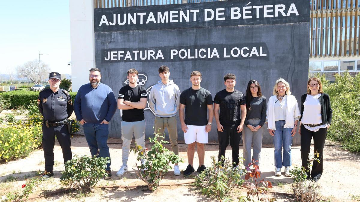 Formación de seis alumnos de Grado Medio y Grado Superior en Emergencias.