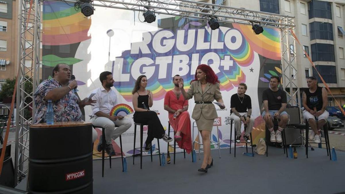 Evento reindivicativo del Orgullo LGTBIQ+ en Sagunt.