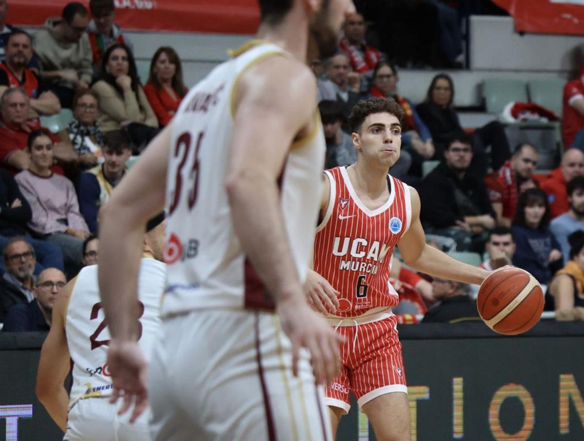 Dani García, en el partido ante el Bosna en la FIBA Europe Cup. | JUAN CARLOS CAVAL