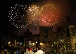 Todos los detalles de cómo será la Noche de los Fuegos de Gijón: 22 minutos de espectáculo, más de 11.000 explosiones...