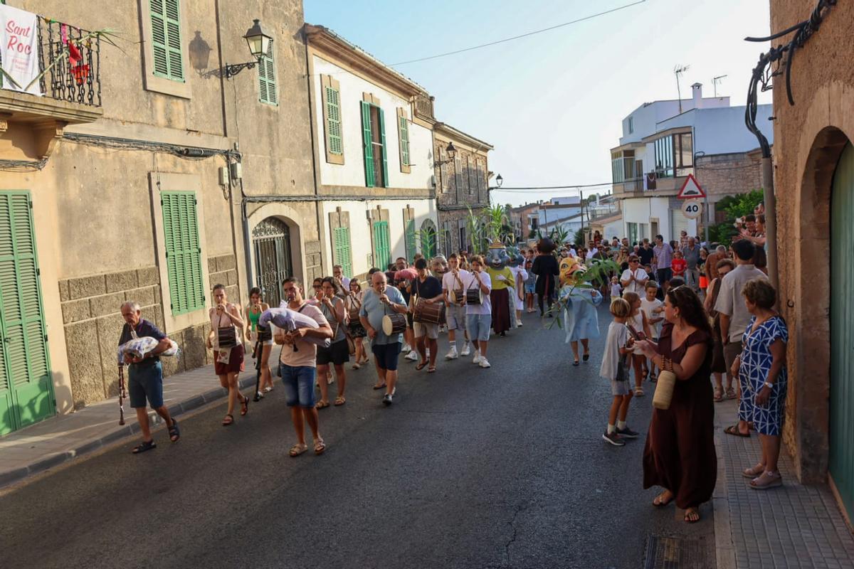 S'Alqueria Blanca da el sus oficial a las fiestas de Sant Roc 2026