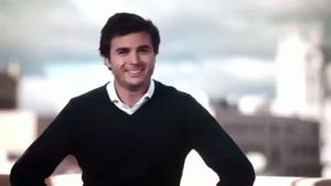Zaryn Dentzel i Félix Ruiz, fundadors de Tuenti, expliquen el seu pla de mòbils.