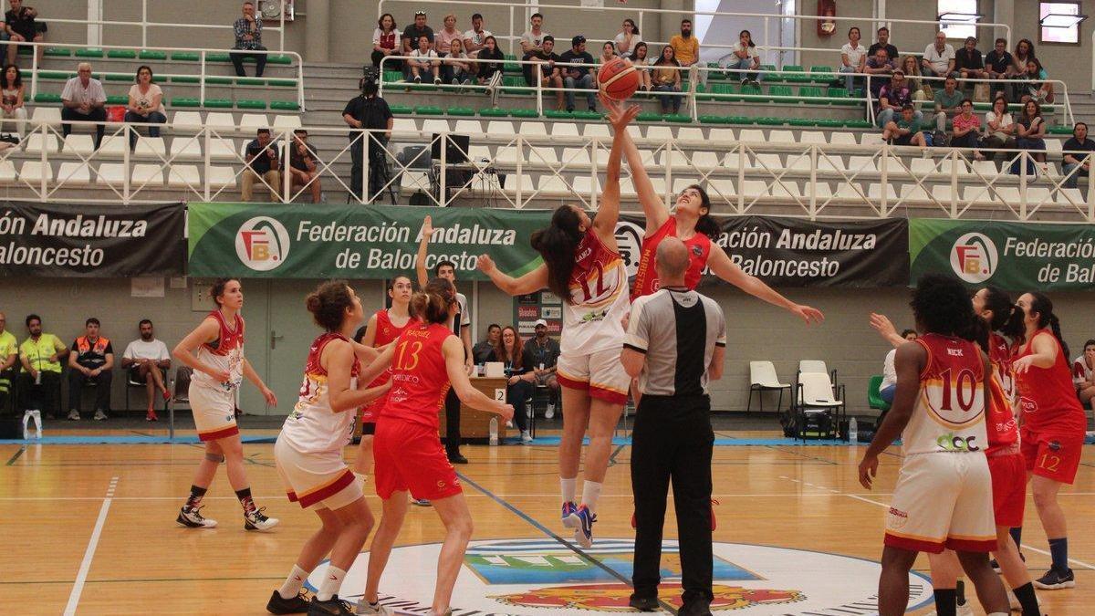 El Deza Maristas acaba cuarto en Estepona