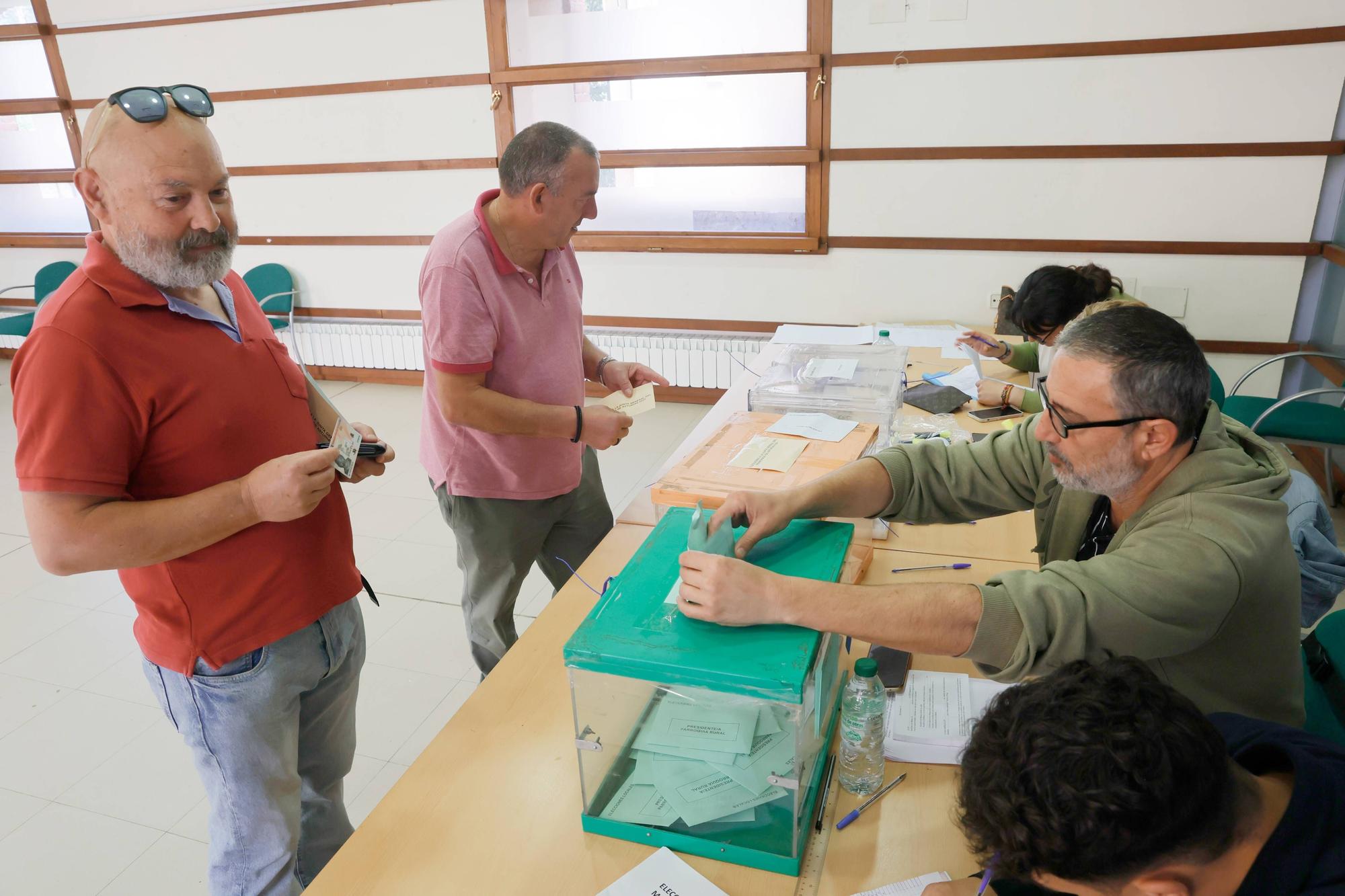 Las mejores imágenes de la jornada electoral del 28M en Asturias