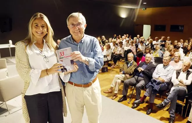 Juan Vicente Boo: «El trabajo de papa es el más complejo de este planeta»