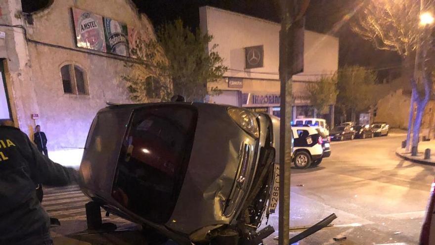 Cinco vehículos implicados en un aparatoso accidente en Caravaca