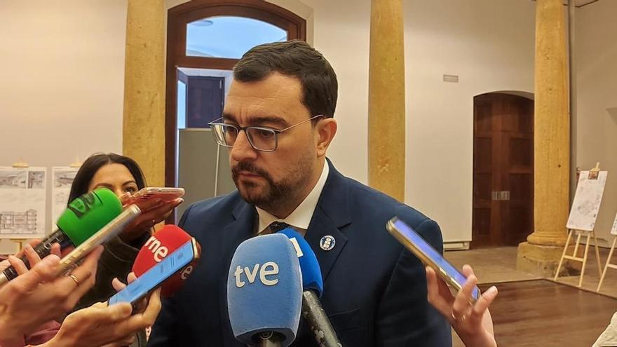 Barbón insiste en culpar a Marruecos de la crisis en Ceuta, pero evita la confrontación con el Gobierno central: "Yo soy presidente del Principado de Asturias"