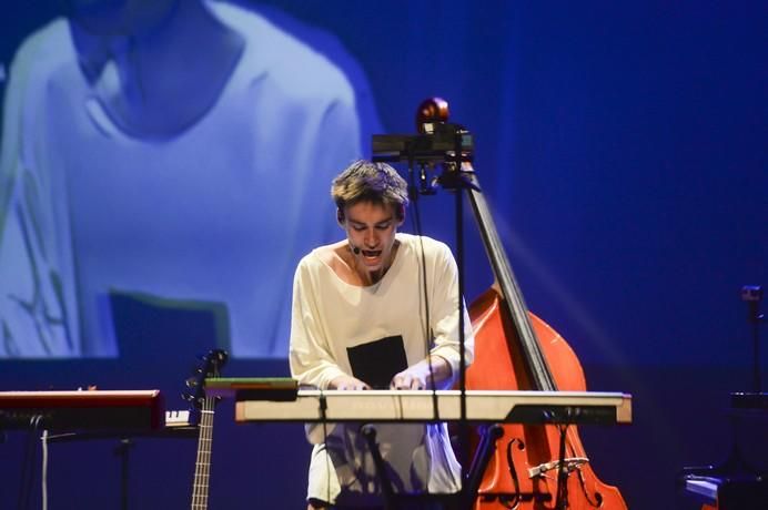 JACOB COLLIER