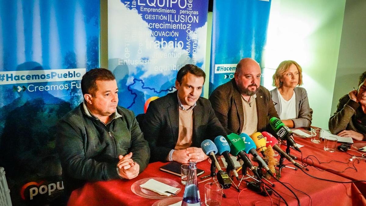 Juan Antonio Barrios, Abel Bautista y Manuel Naharro, ayer.