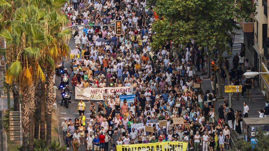 Mallorca protesta contra la massificació turística