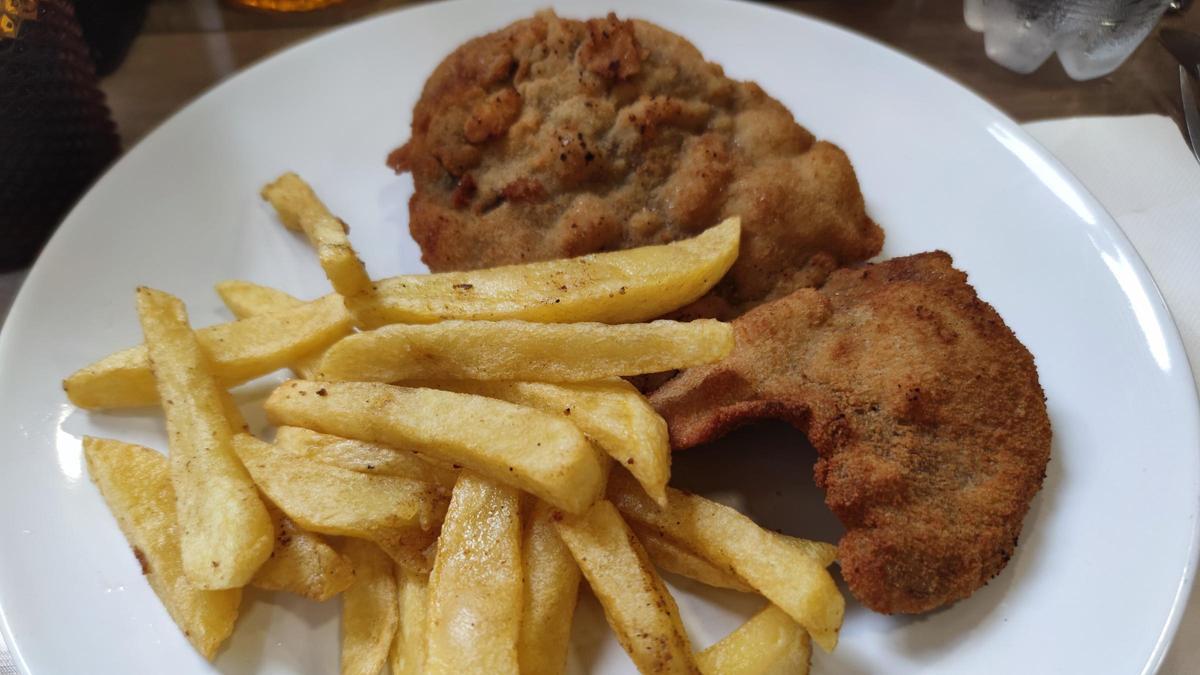 El escalope a la milanesa de Bar Sant Josep.