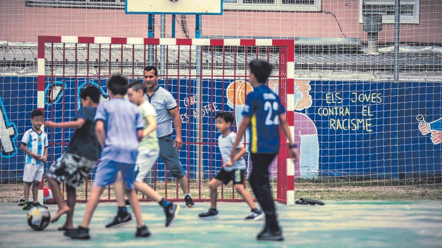 Els ajuntaments gironins neguen haver realitzat canvis en l’empadronament